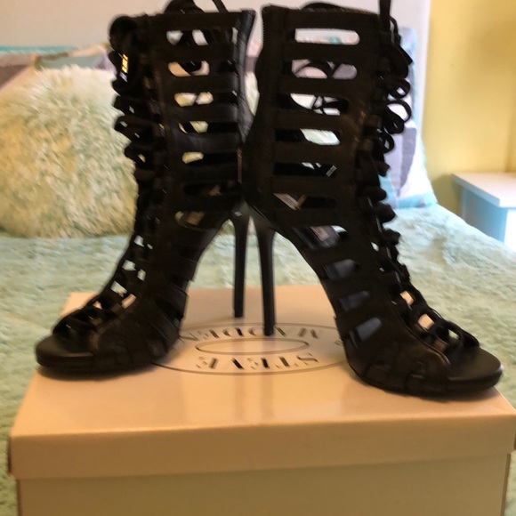 Gladiator Heels - Picture 1 of 3